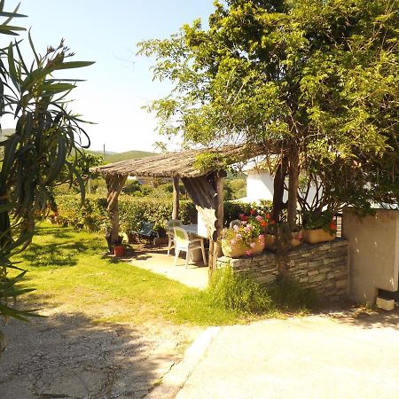 Luri Chambre D Hotes Chez Raymonde Et Sandrine מראה חיצוני תמונה